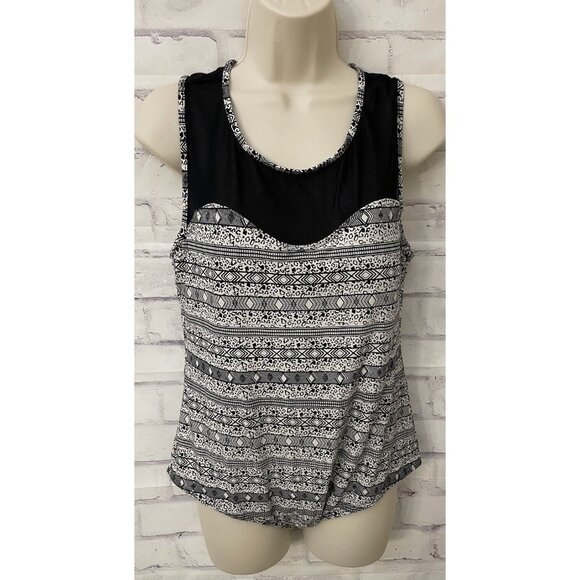 Nip tuck Swim Black White One piece Swimsuit‎ Multi Cup USA Size 12 Slimming - Picture 1 of 8